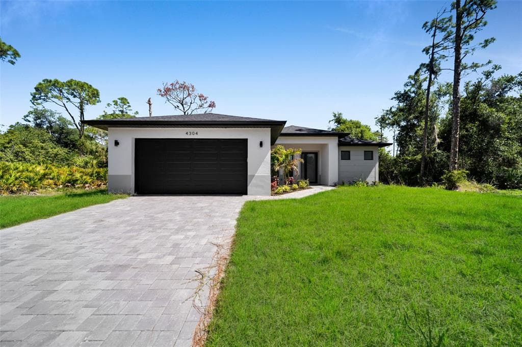 4304 KASKIN AVENUE NORTH PORT, FL 34286