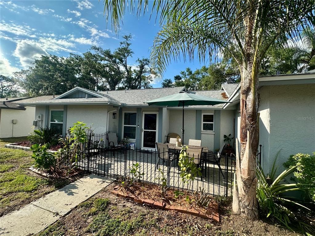 5114 GAINSVILLE DRIVE TEMPLE TERRACE, FL 33617