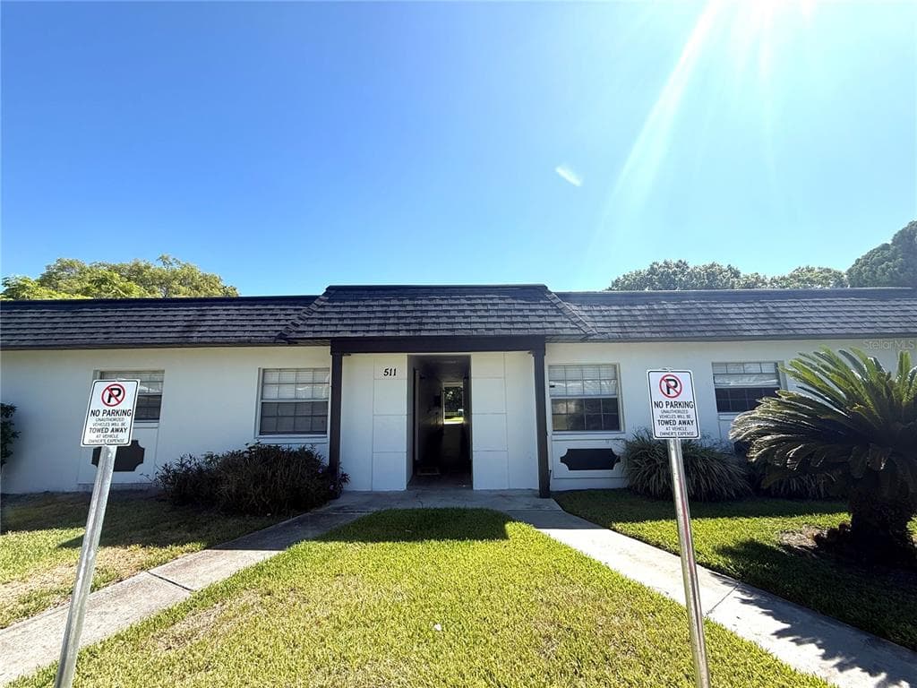 511 DUCHESS COURT UNIT 4 LAKELAND, FL 33803