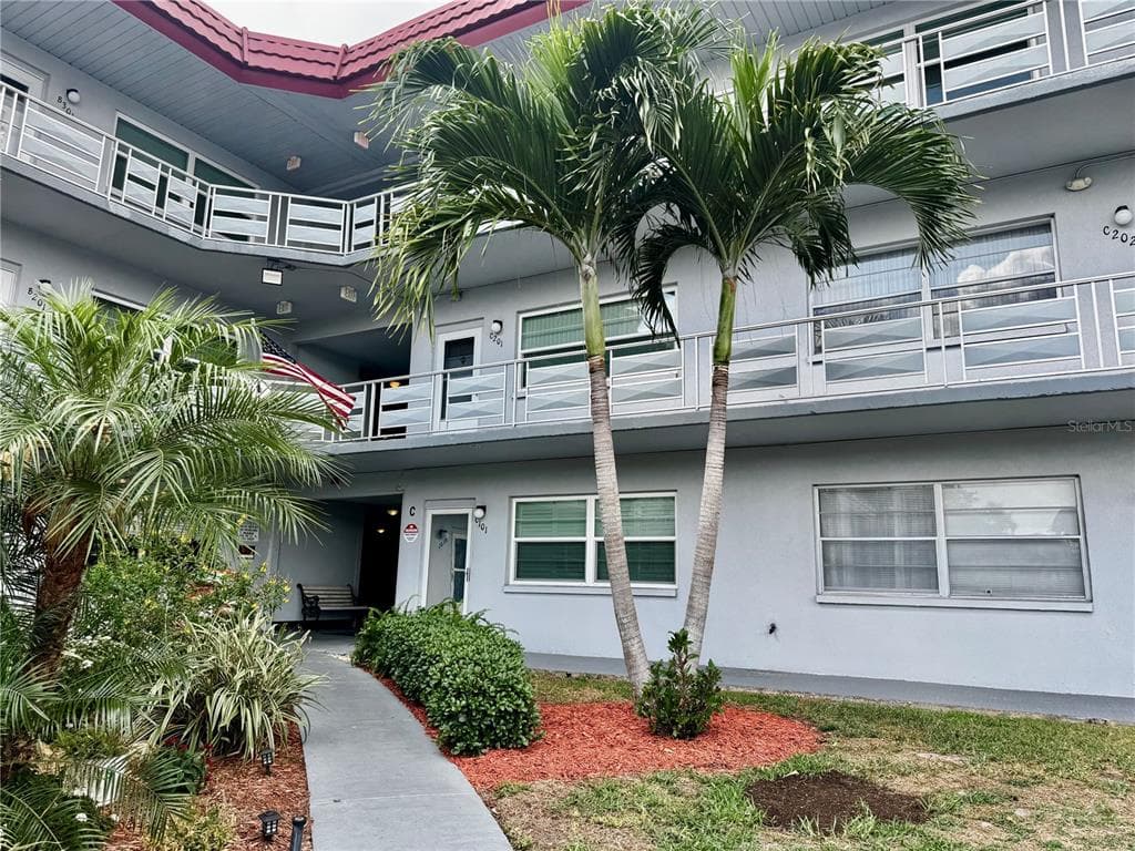 5660 80TH STREET N UNIT C101 ST PETERSBURG, FL 33709