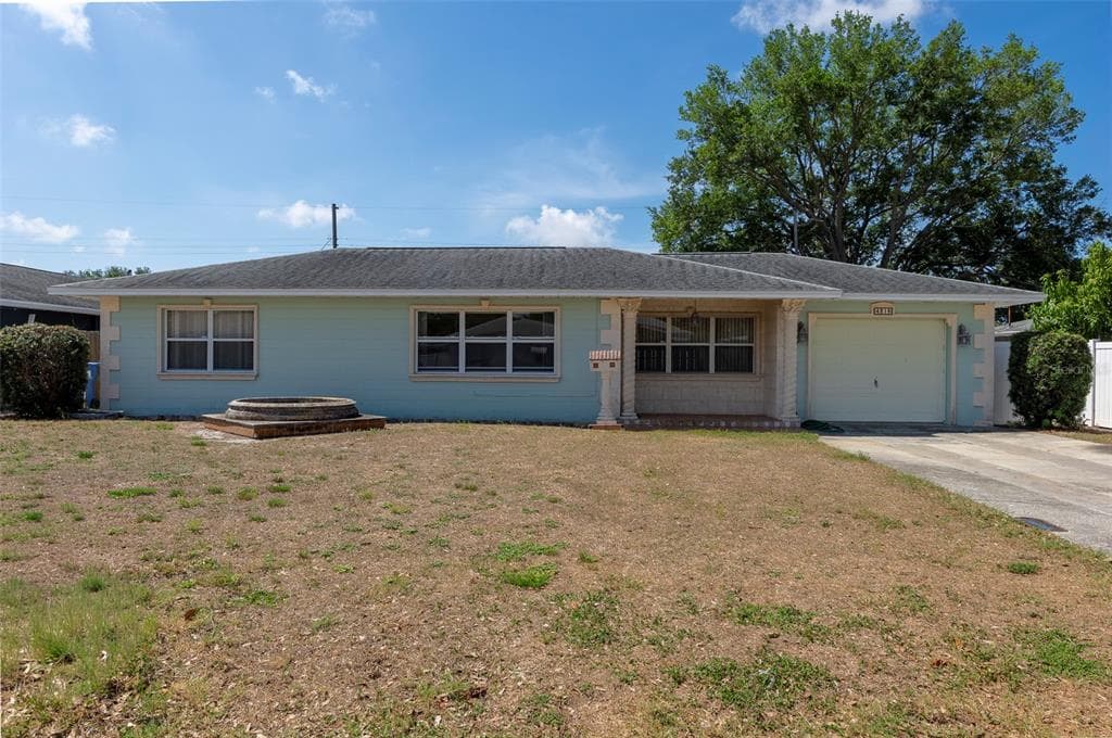 4218 24TH AVENUE N ST PETERSBURG, FL 33713