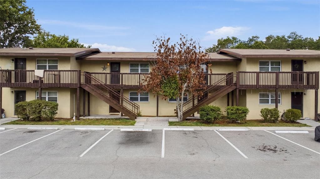 141 FERNERY ROAD UNIT A3 LAKELAND, FL 33809
