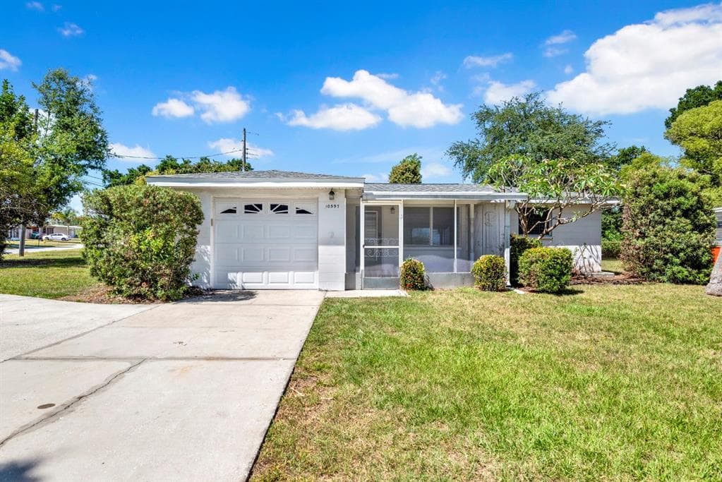 10597 110TH AVENUE LARGO, FL 33773