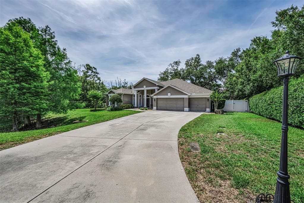 2013 WATER WHEEL COURT DUNEDIN, FL 34698