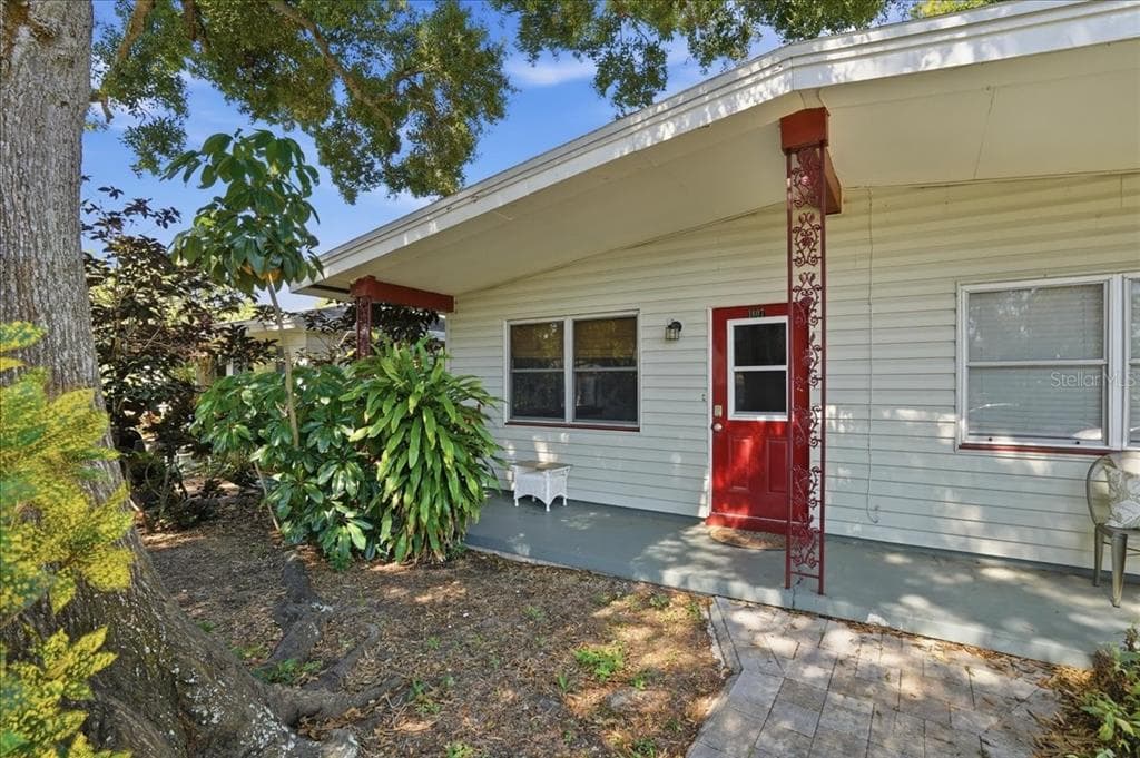 1807 53RD STREET S GULFPORT, FL 33707
