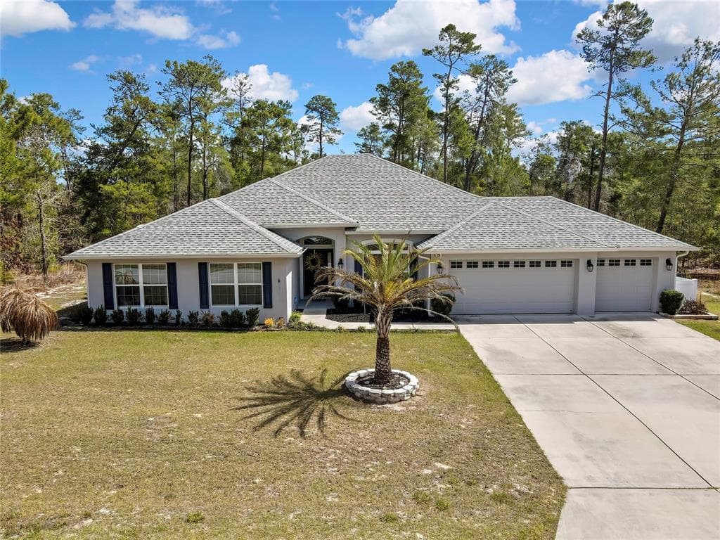 24 TALL MARIGOLDS COURT HOMOSASSA, FL 34446