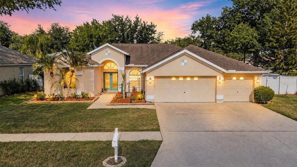 1821 PALM RIDGE PLACE VALRICO, FL 33594
