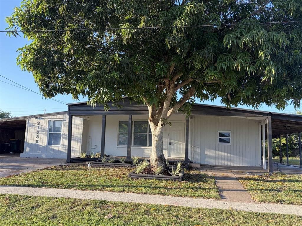 21988 CELLINI AVENUE PORT CHARLOTTE, FL 33952