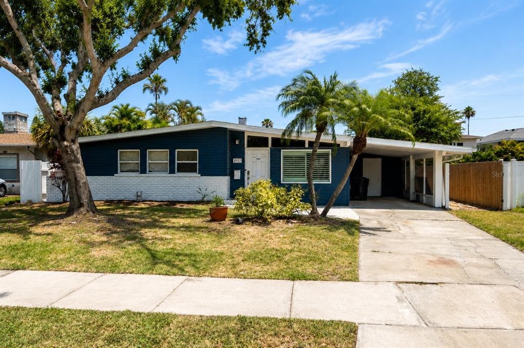 3727 ALABAMA AVENUE NE ST PETERSBURG, FL 33703