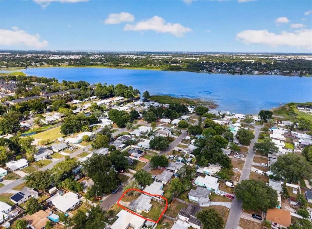 10246 117TH DRIVE LARGO, FL 33773