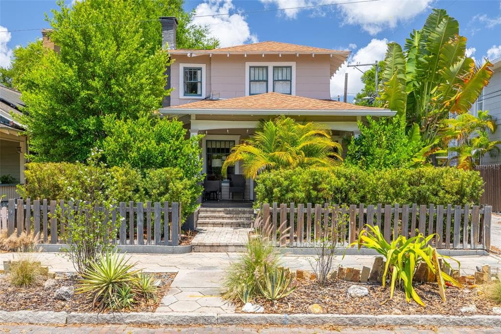 533 8TH AVENUE N ST PETERSBURG, FL 33701