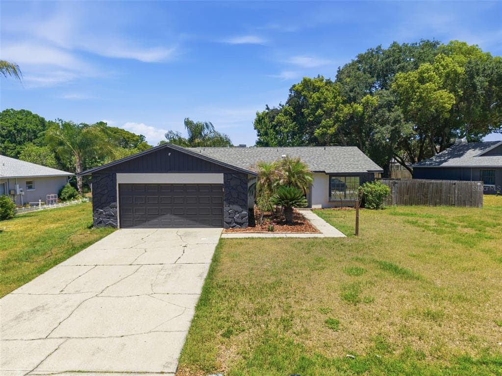 23057 BRIGHTON PLACE LAND O LAKES, FL 34639
