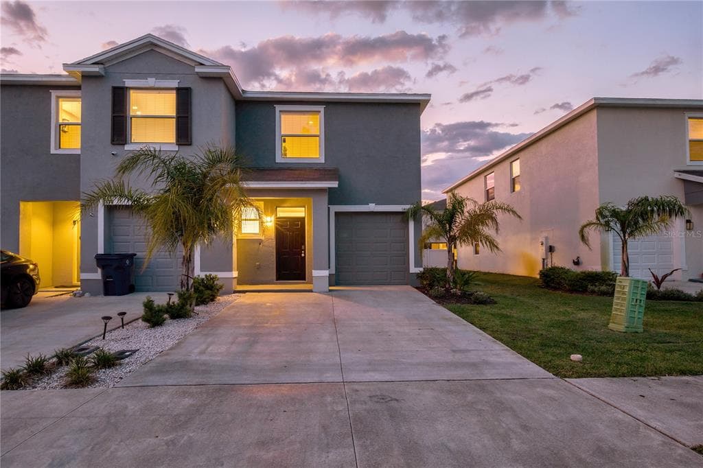 1466 COLT CREEK PLACE WESLEY CHAPEL, FL 33543