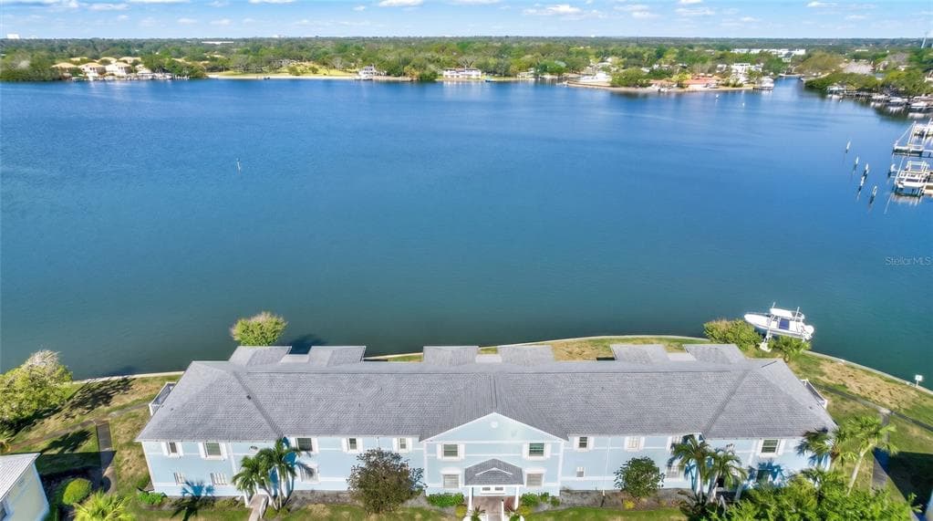 5001 STARFISH DRIVE SE UNIT B ST PETERSBURG, FL 33705