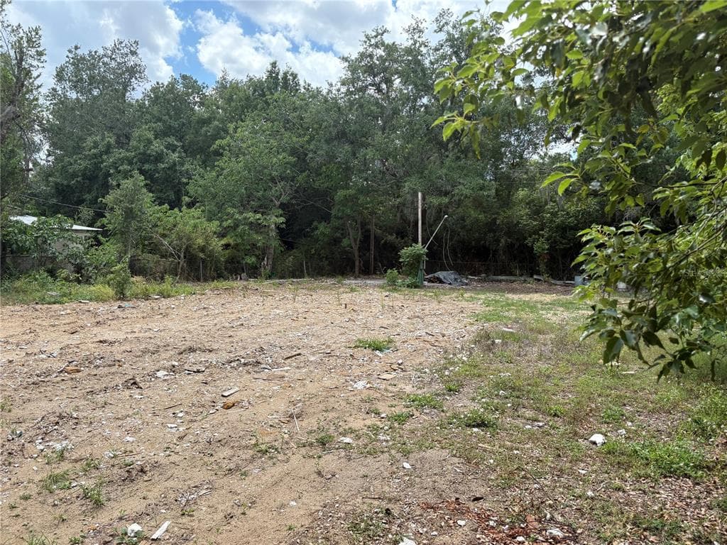 510 BRIAR MEADOWS DR VALRICO, FL 33594