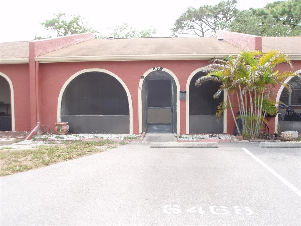 6468 BONNIE BAY CIRCLE N UNIT 0