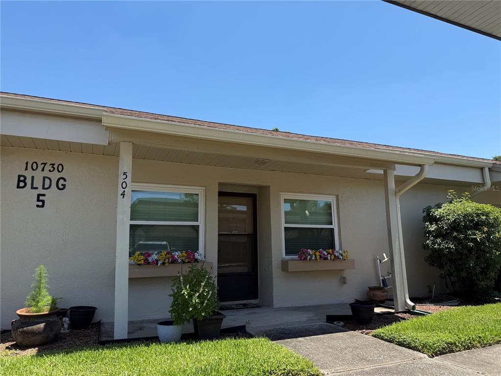 10730 43RD STREET N UNIT 504 CLEARWATER, FL 33762