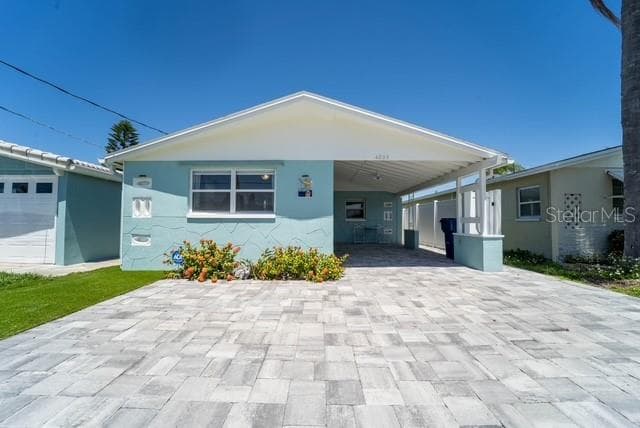4825 FLORAMAR TERRACE NEW PORT RICHEY, FL 34652
