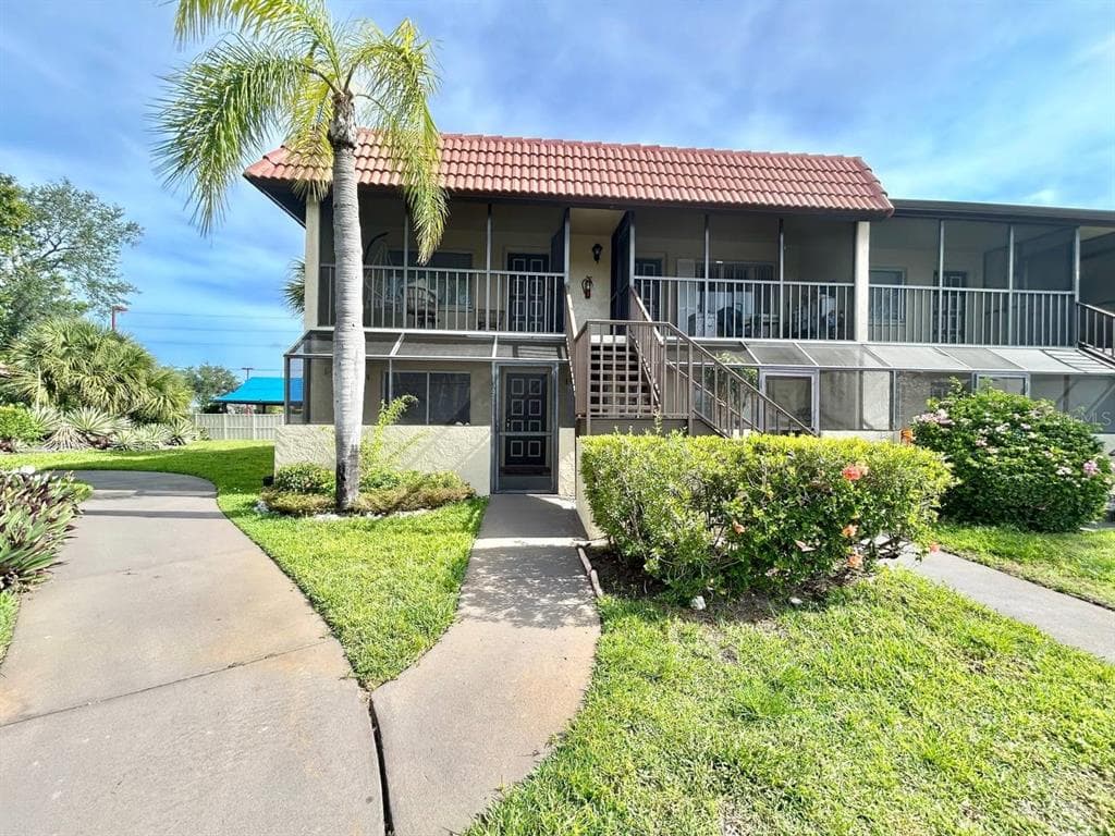 2420 WINDING CREEK BOULEVARD UNIT 109 CLEARWATER, FL 33761