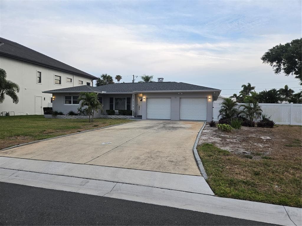 106 15TH STREET BELLEAIR BEACH, FL 33786
