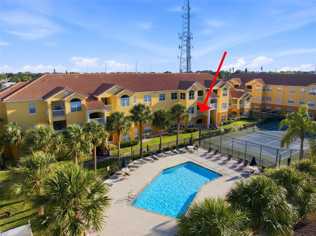10764 70TH AVENUE UNIT 6206 SEMINOLE, FL 33772