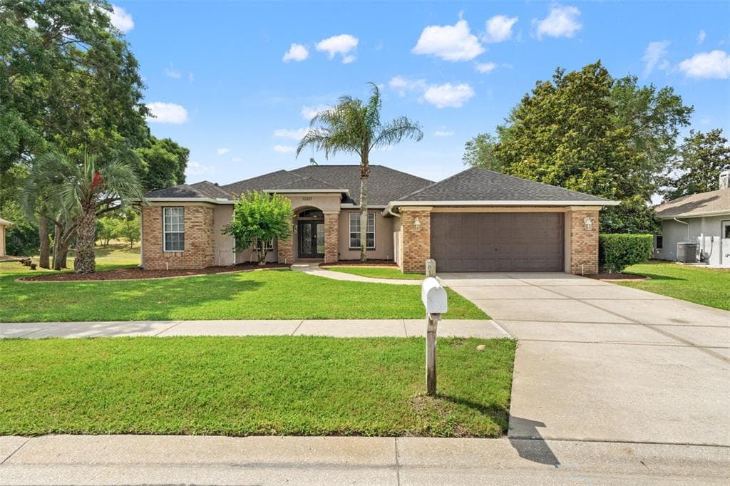10327 VELVETSEED CIRCLE SPRING HILL, FL 34608