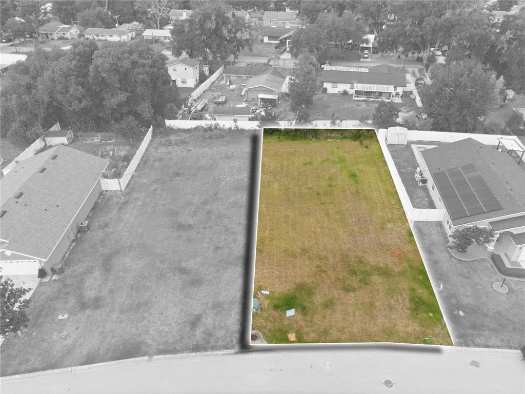 309 LISA ANN COURT PLANT CITY, FL 33563