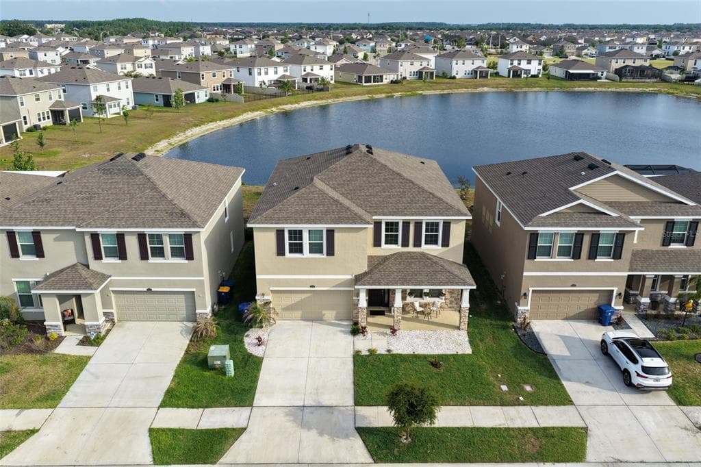 9119 FORGE BREEZE LOOP WESLEY CHAPEL, FL 33545