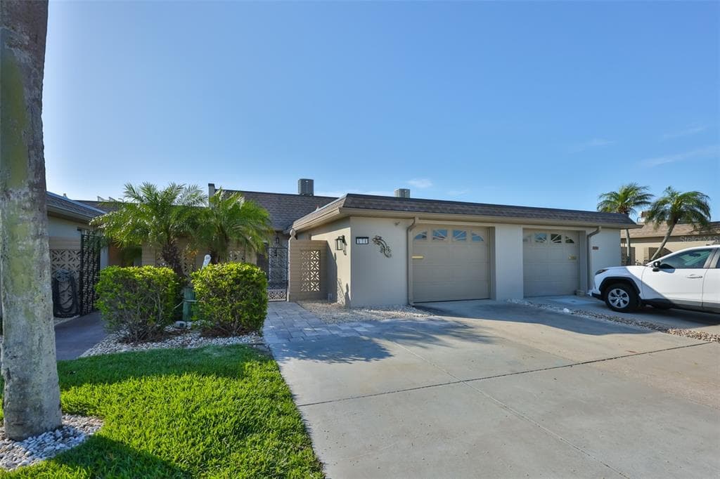 574 BOCA CIEGA POINT BOULEVARD N UNIT 2205 ST PETERSBURG, FL 33708