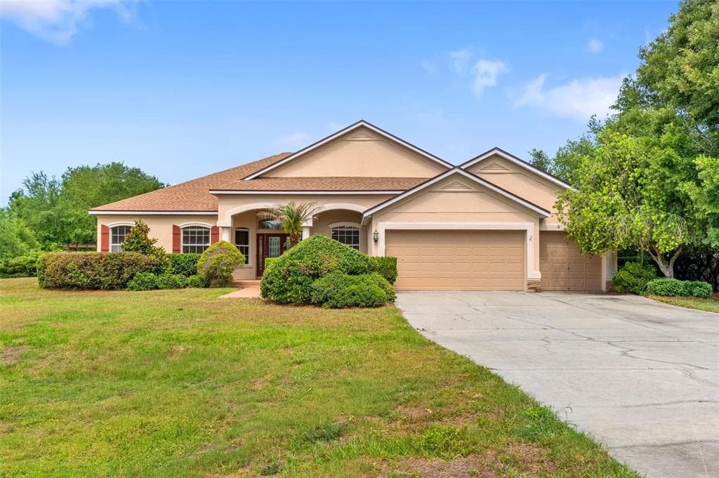 14705 AMBER SWEET LANE WIMAUMA, FL 33598