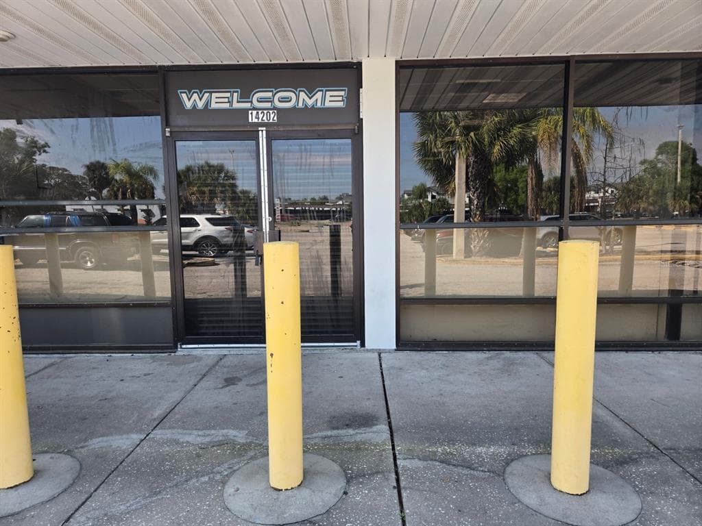 14202 N NEBRASKA AVENUE UNIT 14202 TAMPA, FL 33613