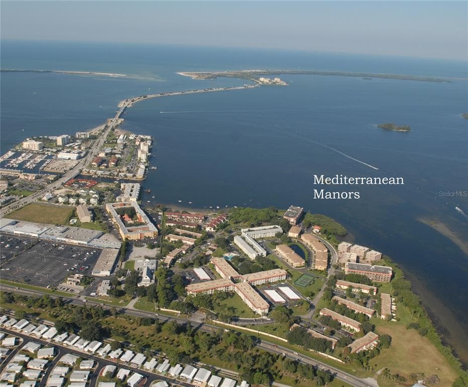 2700 BAYSHORE BOULEVARD UNIT 555 DUNEDIN, FL 34698