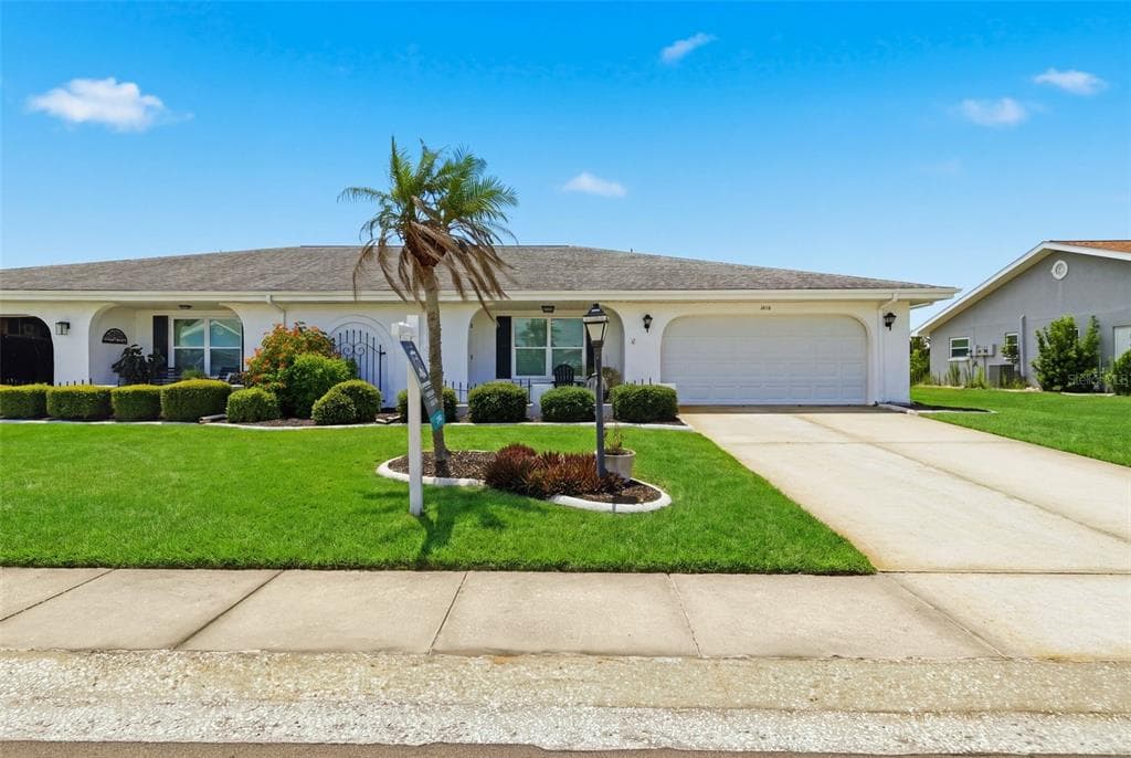 1616 BENTWOOD DRIVE SUN CITY CENTER, FL 33573