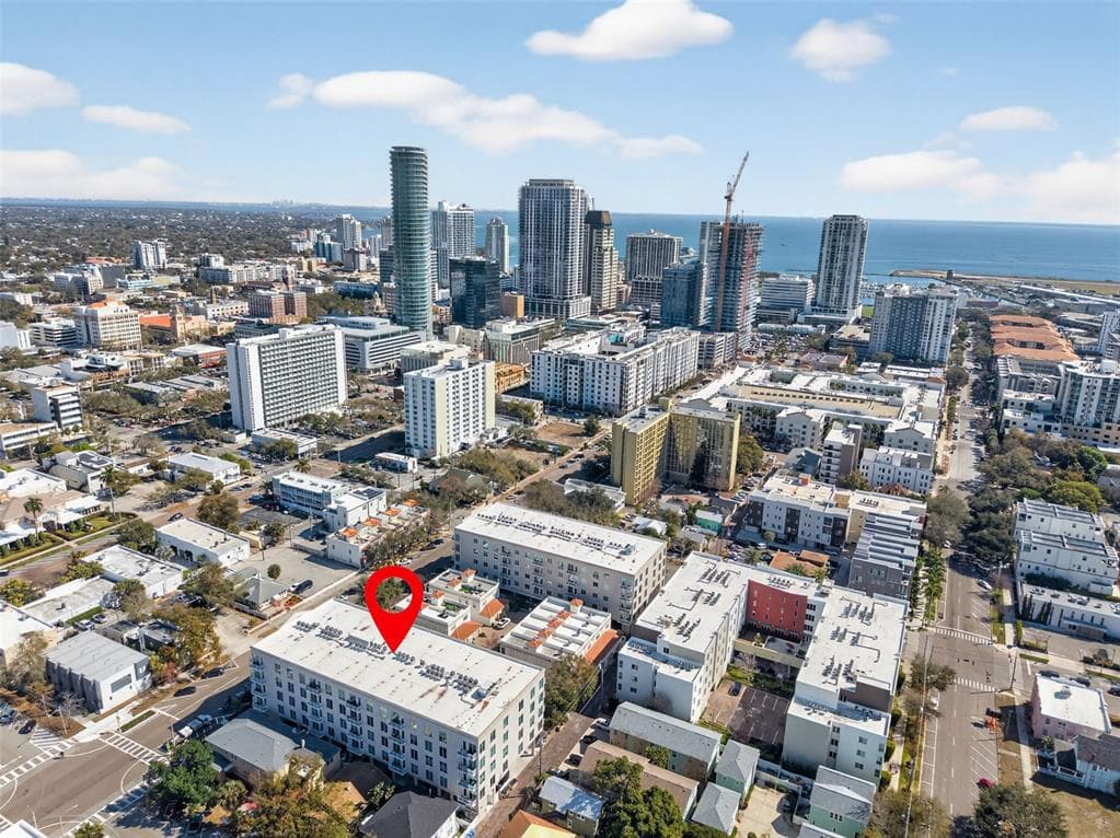 644 3RD AVENUE S UNIT 202 ST PETERSBURG, FL 33701