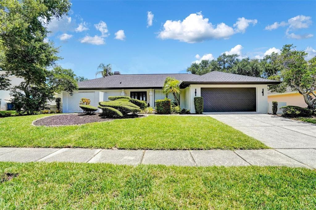 1627 FARRIER TRAIL CLEARWATER, FL 33765