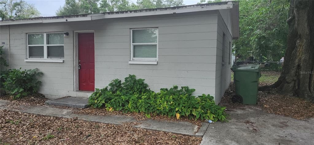 8501 N MULBERRY STREET UNIT B TAMPA, FL 33604