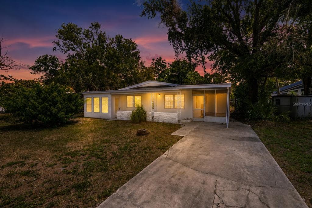 7204 ASTOR DRIVE NEW PORT RICHEY, FL 34652