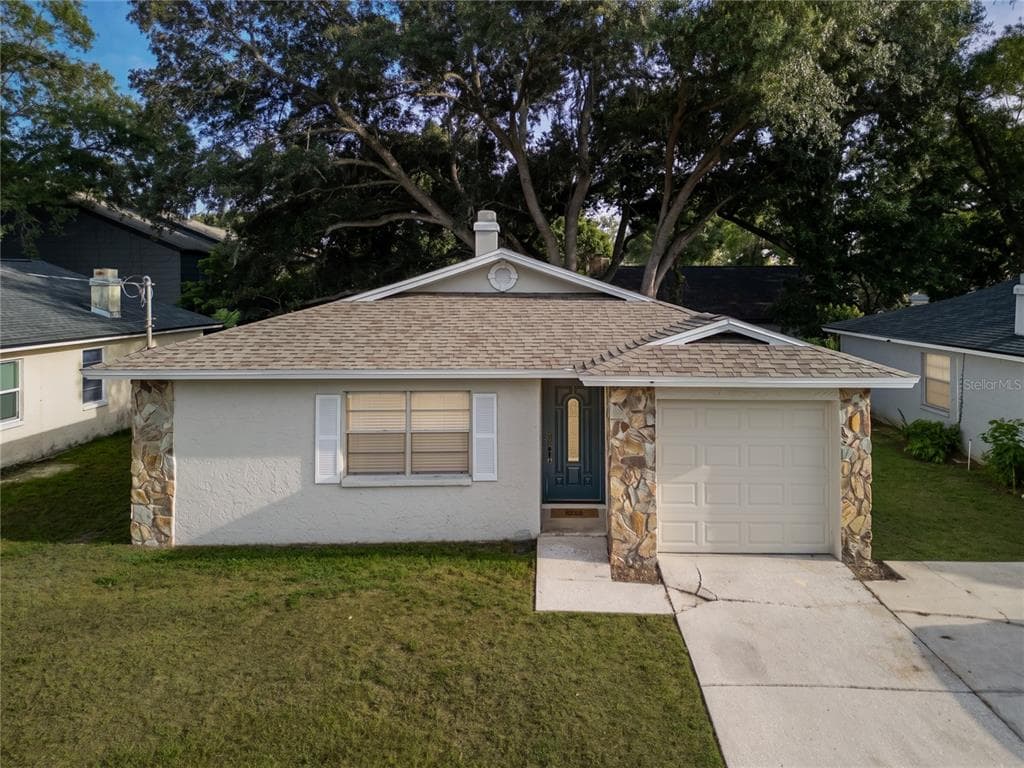 4703 SERENA DRIVE TAMPA, FL 33617
