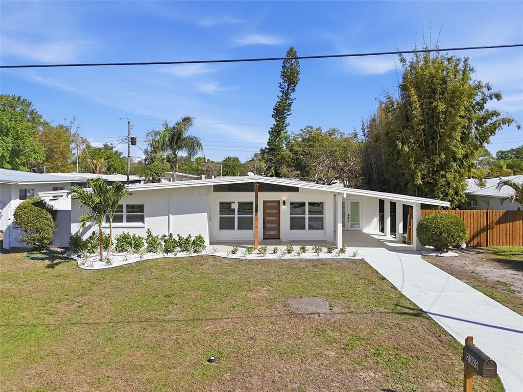2989 GREENBRIAR STREET SARASOTA, FL 34237