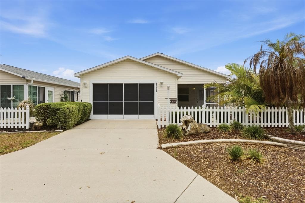 1671 OSPREY AVENUE