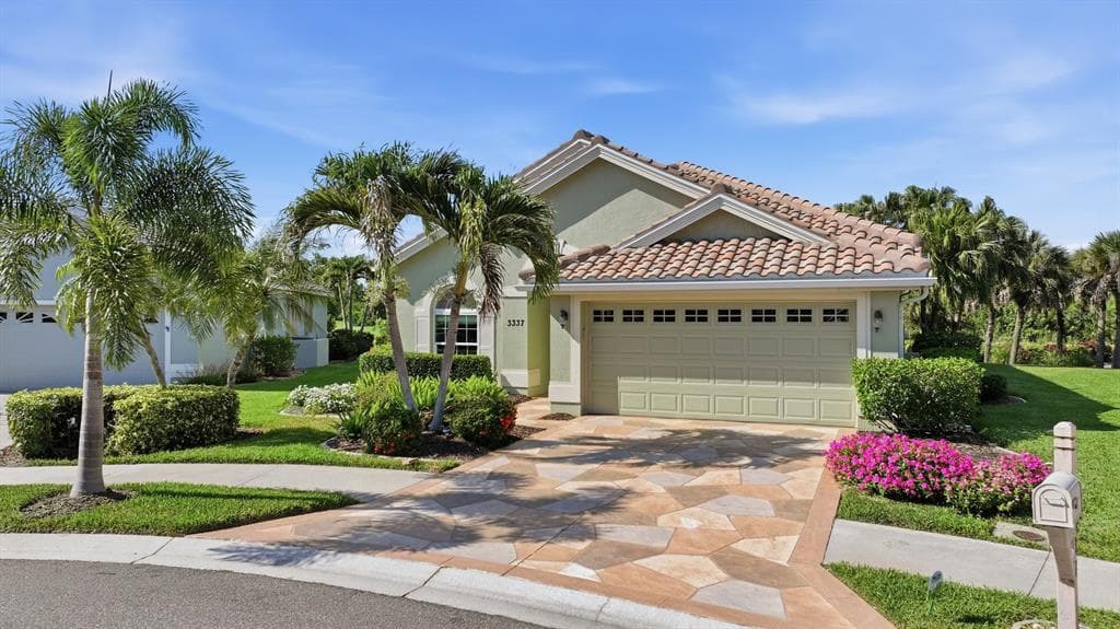 3337 PINE SHADOW CIRCLE NORTH PORT, FL 34287