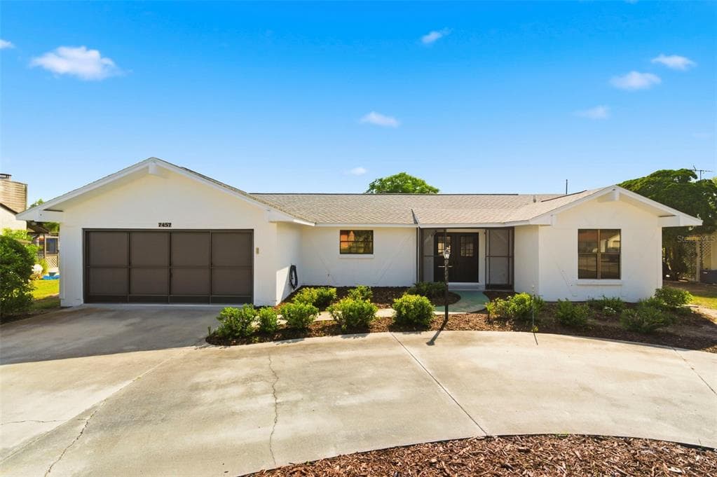 7457 GALLOWAY ROAD WEEKI WACHEE, FL 34613