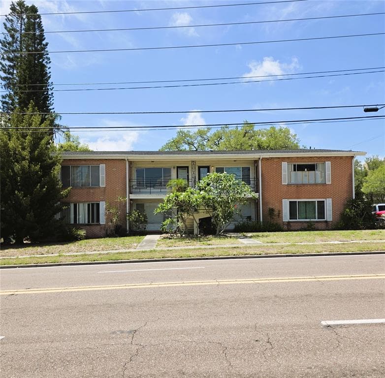 1309 DREW STREET UNIT 6 CLEARWATER, FL 33755