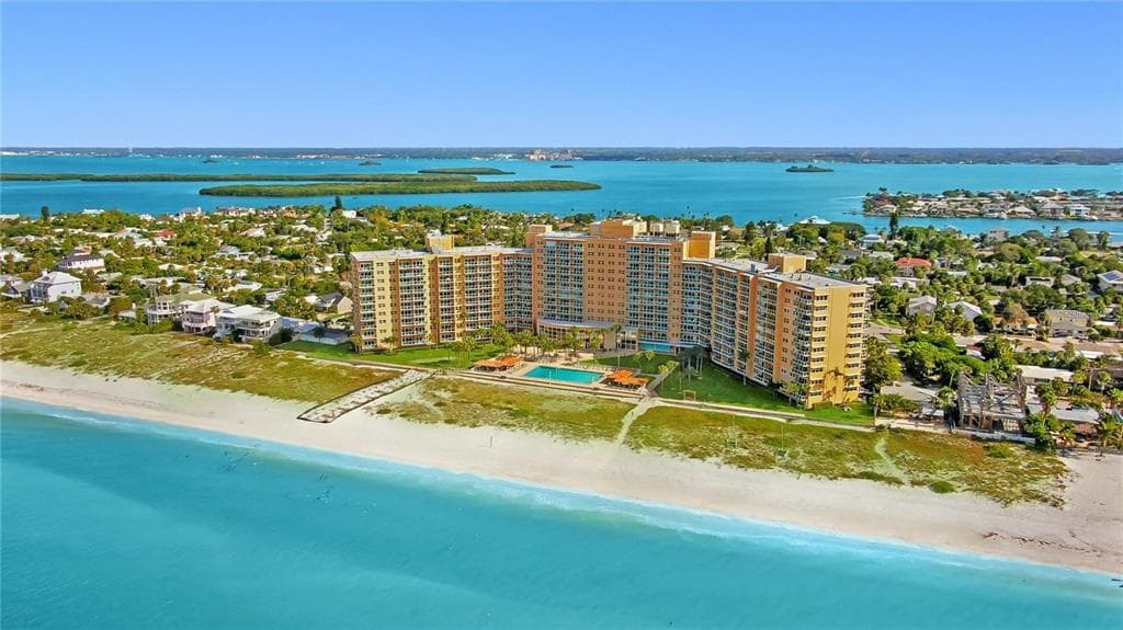 880 MANDALAY AVENUE UNIT S305 CLEARWATER BEACH, FL 33767