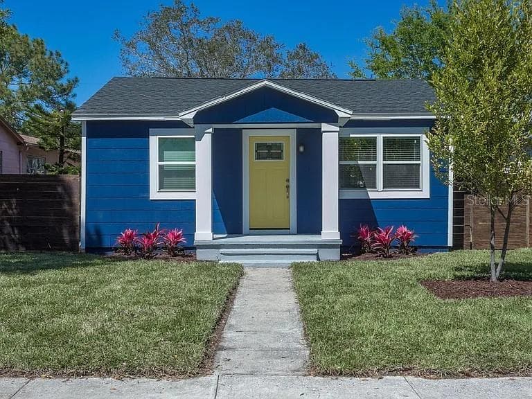 1411 34TH AVENUE N ST PETERSBURG, FL 33704