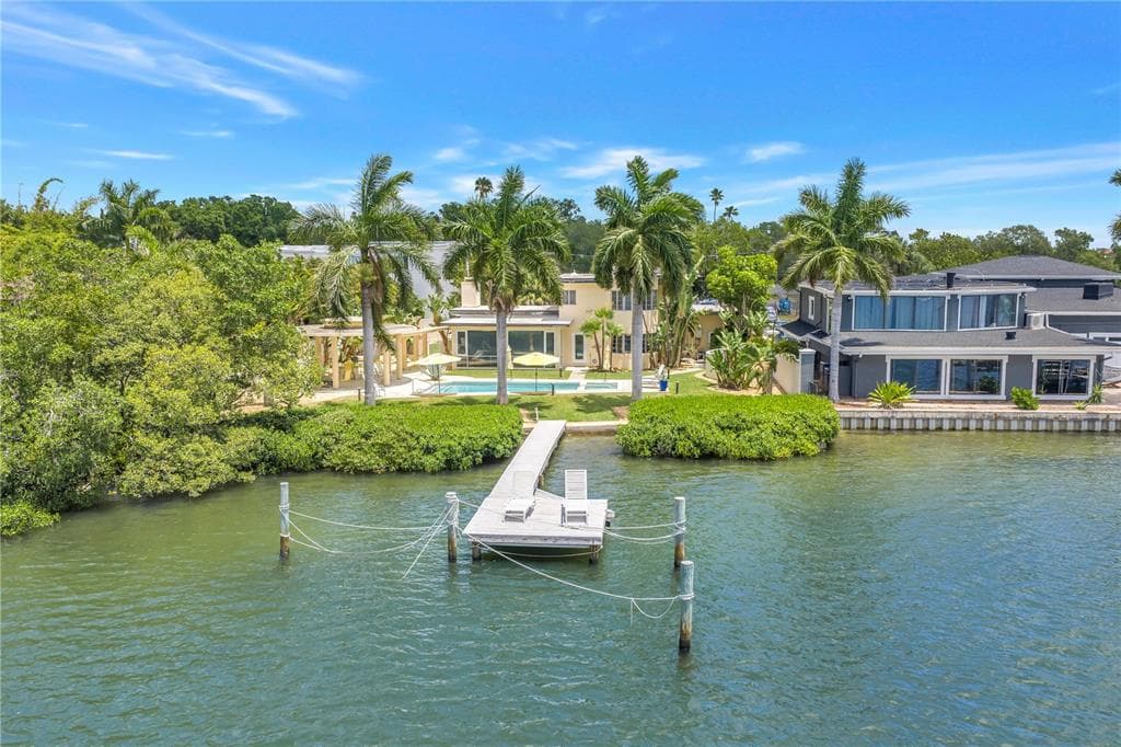 2781 BAYSIDE DRIVE S ST PETERSBURG, FL 33705