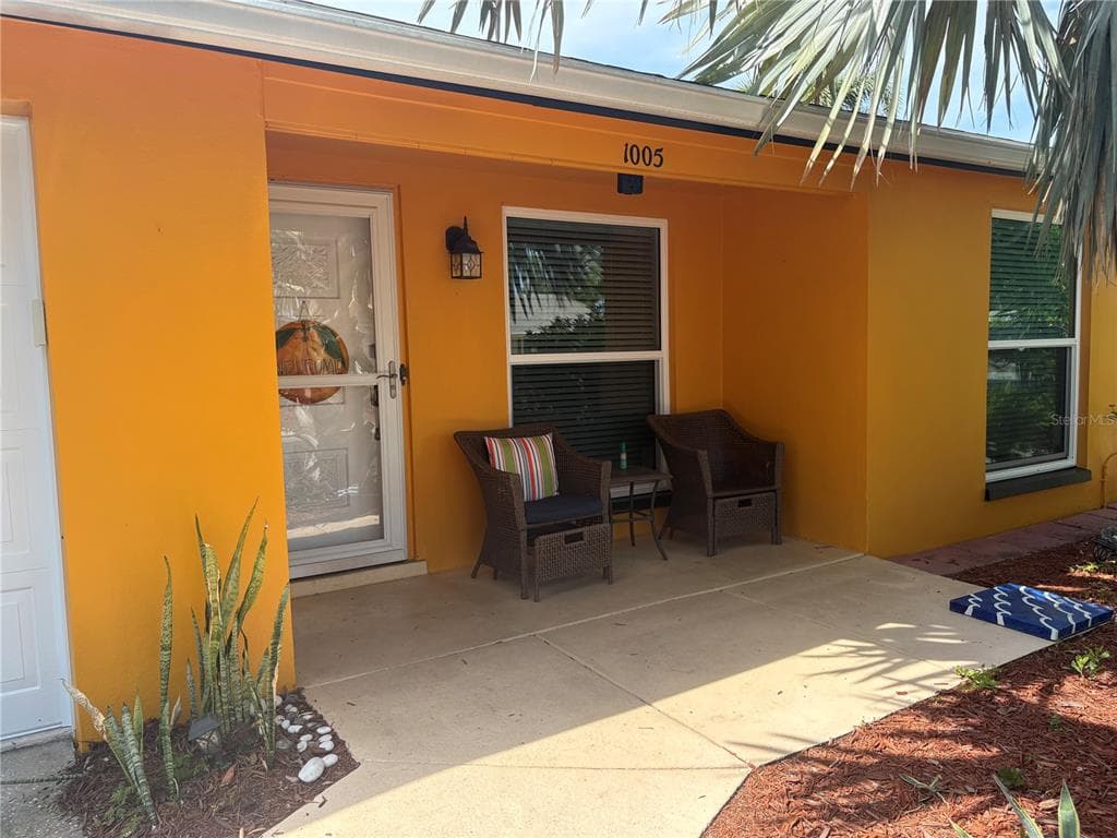 1005 EGRET COURT DUNEDIN, FL 34698