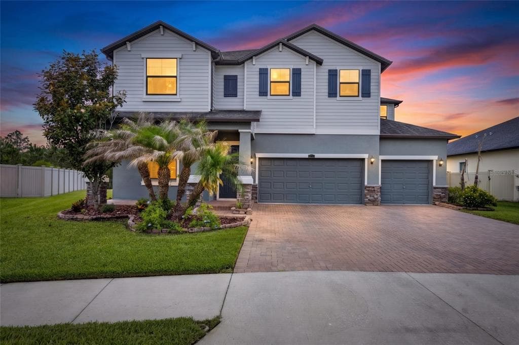 2905 HILLIARD DRIVE WESLEY CHAPEL, FL 33543