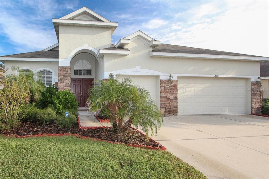 16326 BRIDGELAWN AVENUE LITHIA, FL 33547