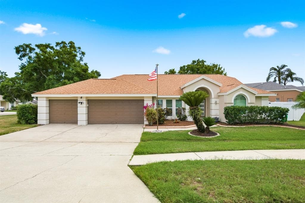 1748 HERMIT THRUSH CIRCLE PALM HARBOR, FL 34683